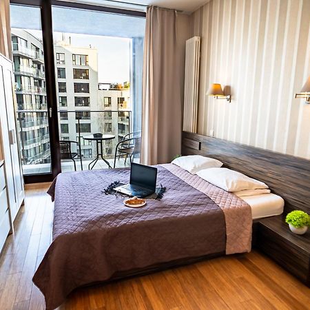 Triton Apartments Warschau Buitenkant foto